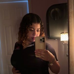 Meet your Posher, Roberta